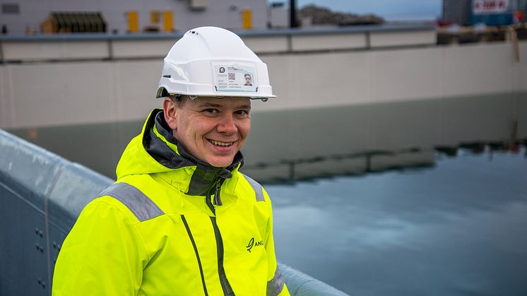 martin ved basseng