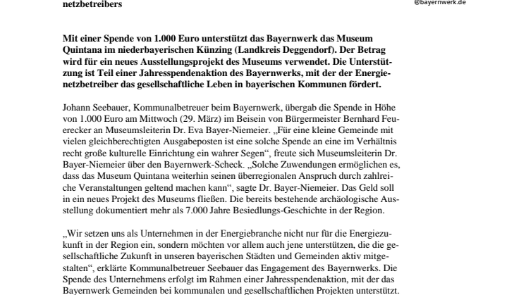 Bayernwerk spendet an Museum Quintana in Künzing