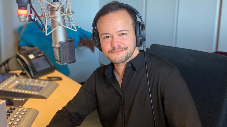 MDR KLASSIK: Moderator Ben Gari