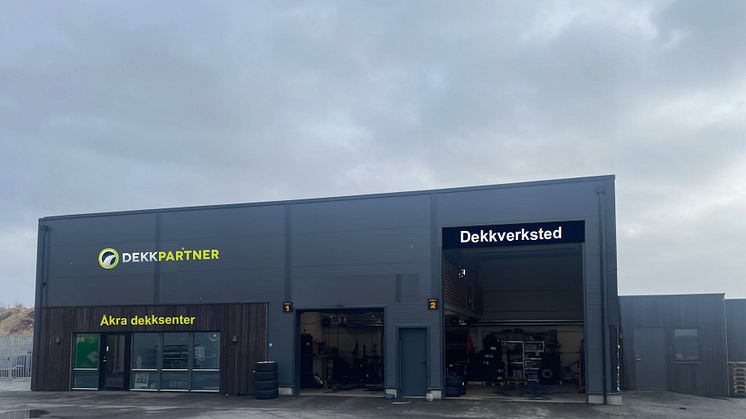 Åkra Dekksenter AS fasade