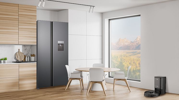 TCL Sweeva 6500 lifestyle_1.jpg