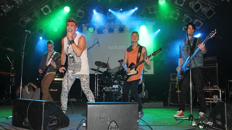 Season one på Livekarusellens final 2013 