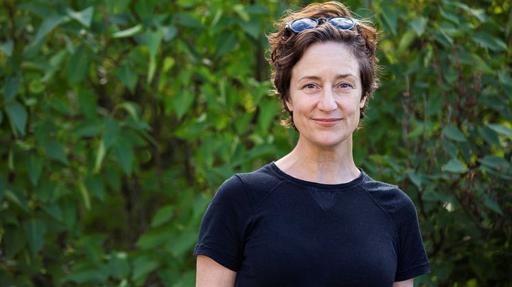 Kunstner og forfatter Vibeke Tandberg debuterer som dramatiker på Nationaltheatret. Foto: Vibeke Tandberg