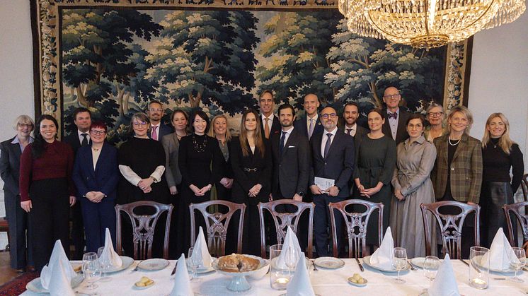 Samtal på kungliga slottet om dyslexi i samarbete med Prinsparets Stiftelse med representanter från Tre. VD Haval van Drumpt och Lisa Eriksson, ansvarig internkommunikation på Tre..