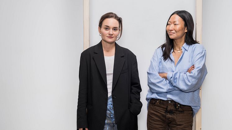 Lisa tan och curator Therese Kellner
