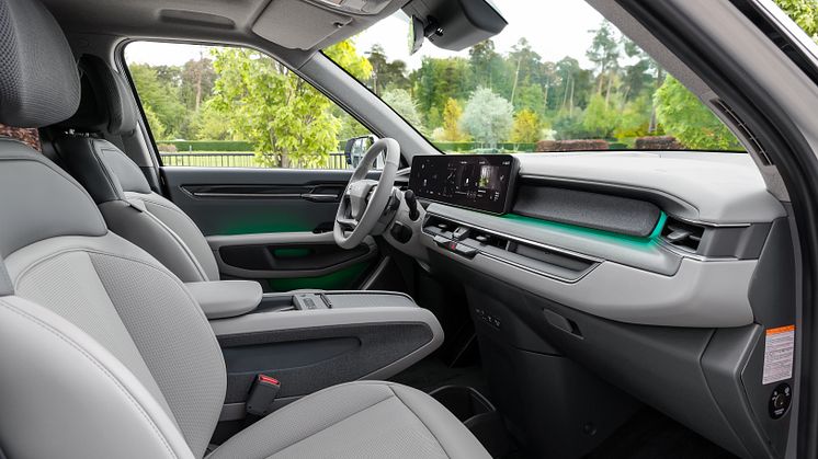 KIA_EV9-Baseline-Interior-hires_04