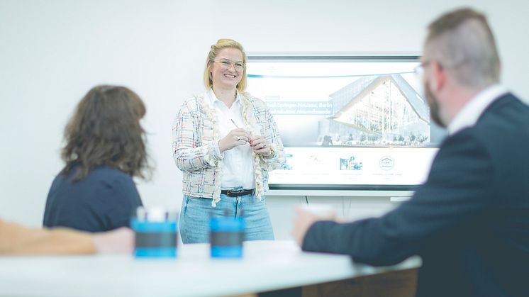 Marketing-Spezialistin Jana Schumacher hat bei DOYMA die Leitung Marketing & Kommunikation inne