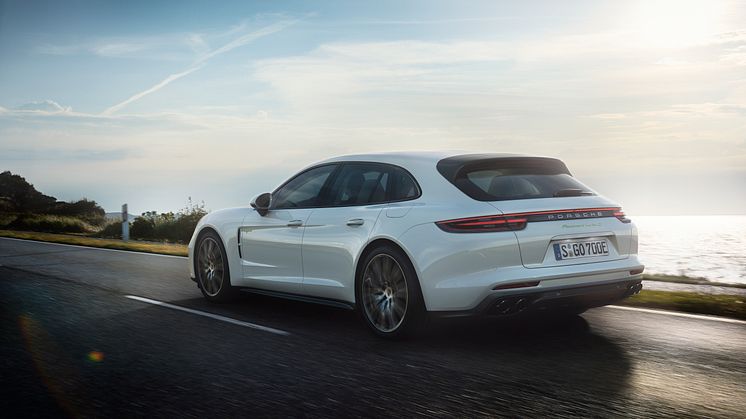 Porsche Panamera Turbo S E-Hybrid Sport Turismo