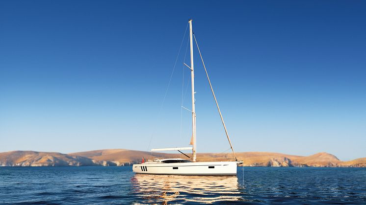 Fischer Panda UK is supplying its 8000i generators for the stylish Oyster 495