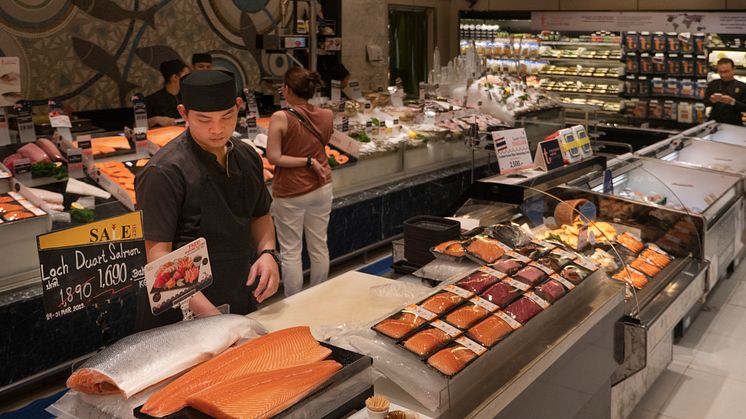 Norsk laks har blitt et vanlig syn i butikkene i mange sørøstasiatiske land. FOTO Thomas Engström/Sjømatrådet
