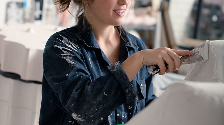 Holly Hendry working at BALTIC 39