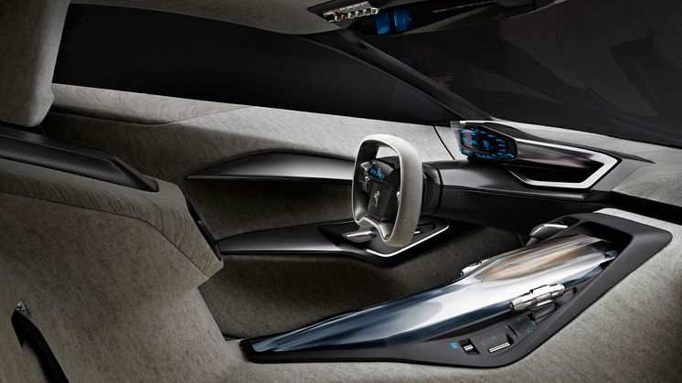 Onyx – djärva materialval, hybridteknik och superbilsprestanda