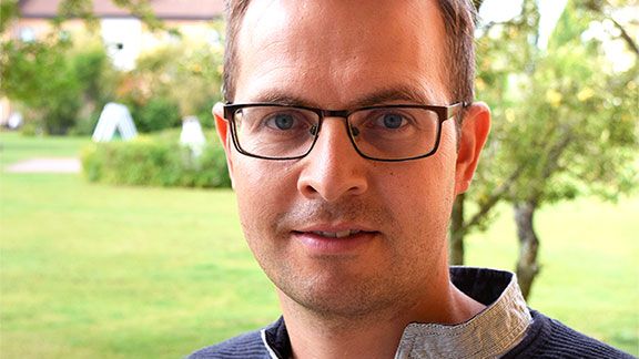 Nils Kirsten, doktor i pedagogik som forskar om lärares kompetensutveckling, lärarprofessionalism och skolans styrning.