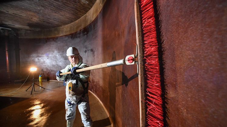 Putzaktion im Hochbehälter: Hygiene steht an erster Stelle