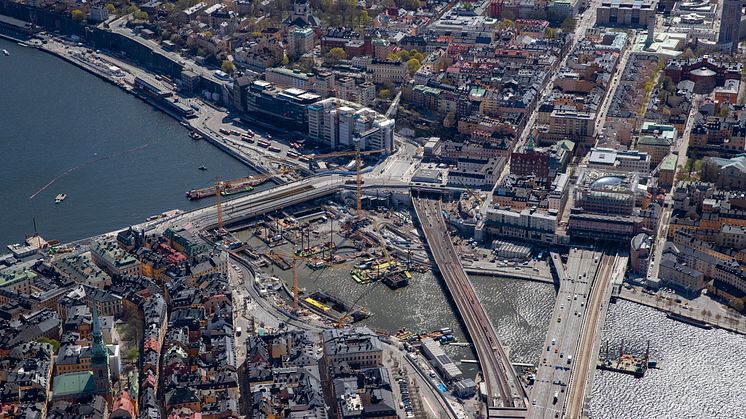  Den tidigare Slussen var utsliten och behövde rivas och byggas upp från grunden. I samband med det passar Stockholms stad på att anpassa området för att öka tillgängligheten till vattnet. Bild: Lennart Johansson, Stockholms stad