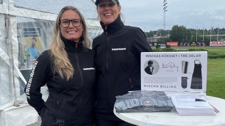 Ann & Kitty fixade catering och prisutdelning vid grillen.