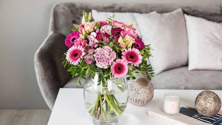Årets Rosa sløyfe-bukett har vært en suksess.