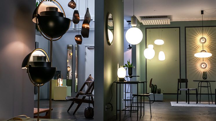 Her ses en del af udstillingen i det nye showroom 