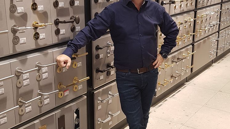 Daglig leder i R.Bergersen AS,  Raymond Lund, fra den nyeste butikken i Harbitzalléen 19 på Skøyen.