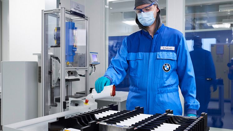 BMW Group invests 200 million euros in Battery Cell Competence Centre