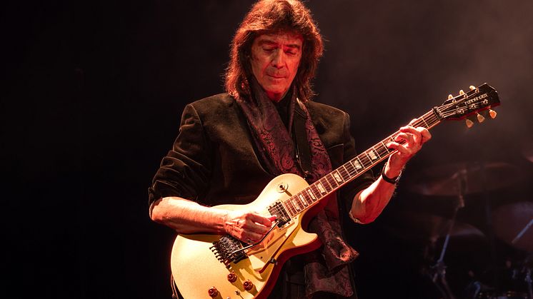 ﻿Steve Hackett firar 50-årsjubileet av The Lamb Lies Down On Broadway – Kommer till Sverige i april!