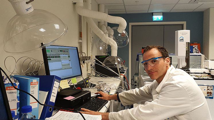 Nicholas Warner 2 lab-small