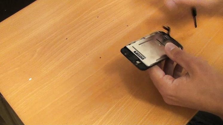 Såhär Bytar du Skärmen på din Iphone