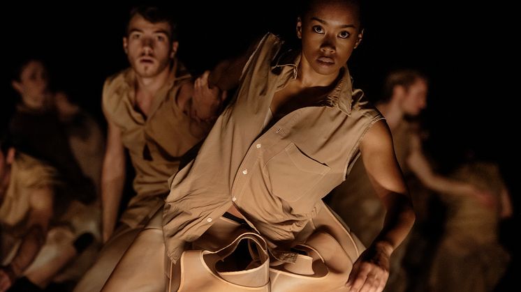 Transit i koreografi av Tero Saarinen. Med Skånes Dansteater och Malmö Operaorkester. Spelas på Malmö Opera 3 okt-1 nov 2020.