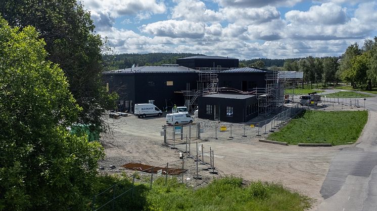 Del 1: Plåt, vent och isolering på nya brandstationen