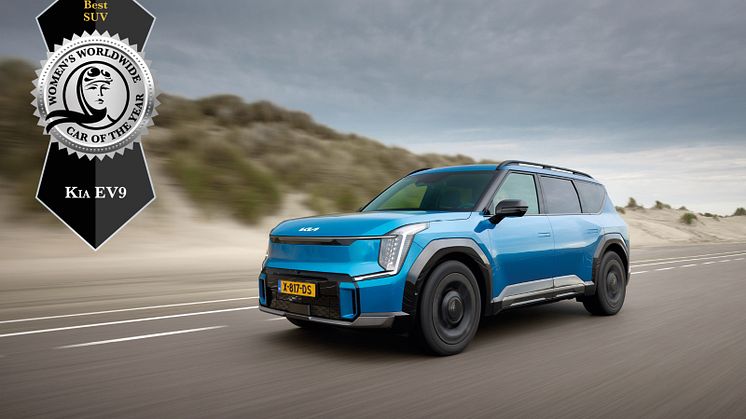 75 kvindelige motorjournalister kårer de bedste nye modeller i fem forskellige kategorier, for senere at kåre en af dem til Women's Worldwide Car of the Year (WWCOTY) 2024