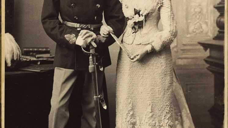 Kong_Christian_IX_og_Dronning_Louise_ved_deres_guldbryllup_16_maj_1892