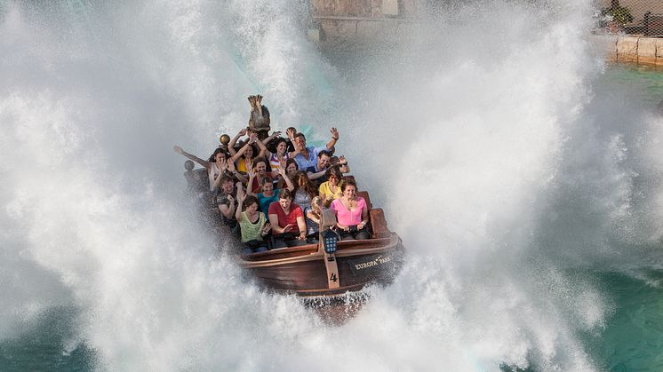 Rust: Water rollercoaster Atlantica SuperSplash in Europa-Park © Europa-Park