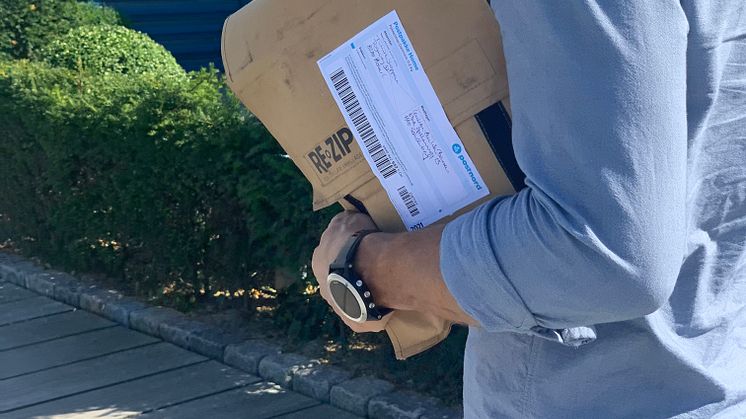 RE-ZIP har med succes stablet et pantsystem for emballage på benene. Nu skal systemet føres videre. Foto: RE-ZIP.