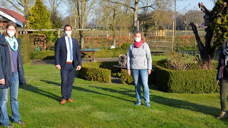 Universität und Stadt Vechta gemeinsam für Naturnahe Gärten und Insektenschutz