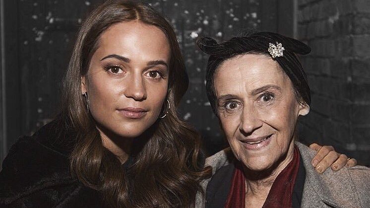Maria Fahl Vikander delar samma passion för dans och skådespeleri som sin dotter Alicia Vikander.