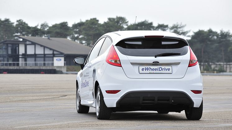Ford eWheelDrive, sett bakfra