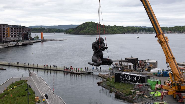 The Mother by Tracey Emin coming home in Oslo