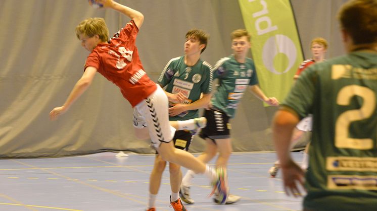 Jentelagene i full gang i Bringseriens avslutninghelg