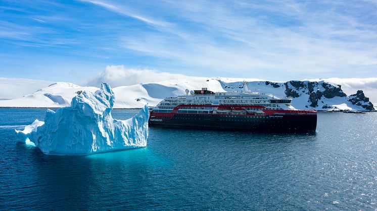 As a result of the extraordinary situation, Hurtigruten has extended the temporary suspension of operations worldwide. Hurtigruten has not had any confirmed or suspected cases of COVID-19 on any ships. Photo: Dan Avila / Hurtigruten