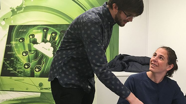 David Hedberg och elev på Realgymnasiet i Norrköping