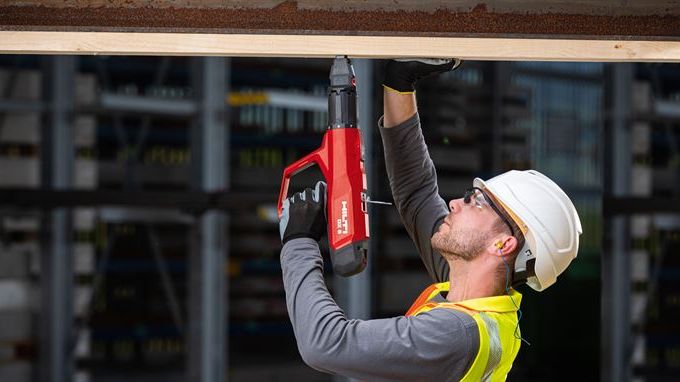 Hilti ökar takten och produktiviteten - lanserar marknadens första bultpistol med en enda patron