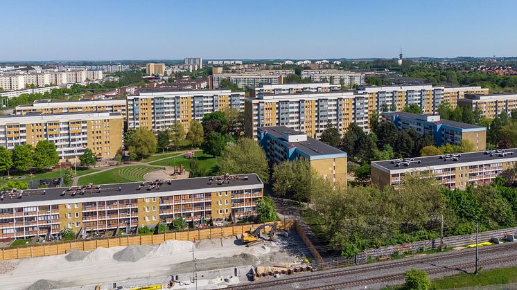 Delar av Rosengård Fastighets AB:s fastighetsbestånd på Törnrosen och Örtagården. Foto: Joakim Lloyd Raboff