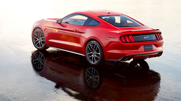 FORD MUSTANG 2015 - 2