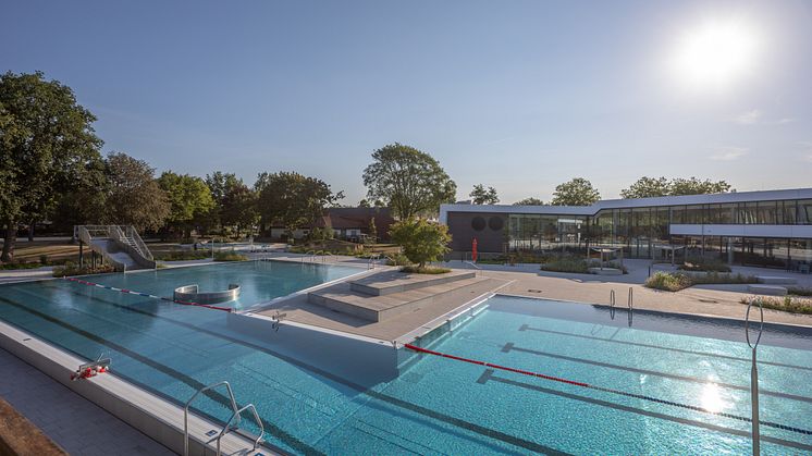 Schwimmen und Schwärmen im Badepark Berenbostel