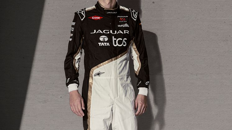 J_TCS_Racing_Tom_Dillmann_120124_001 9x16