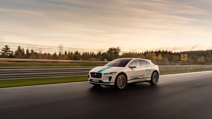 Jag_I-PACE_RACE_eTAXI_Nurburing_14
