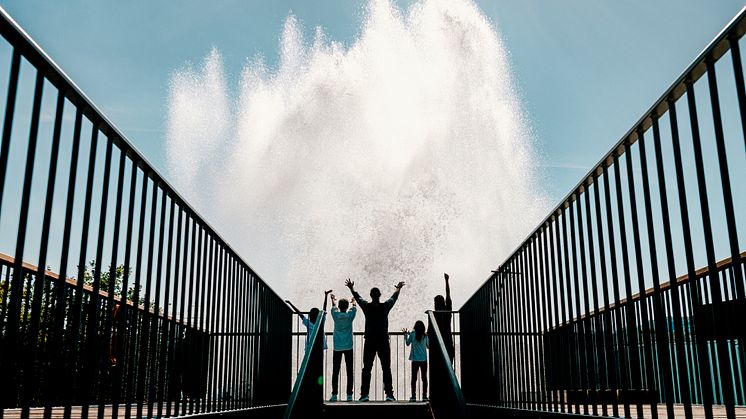 Auf der Wunderbrücke im Outdoor-Park des Technorama Winterthur (c) Schweiz Tourismus, Silvano Zeiter
