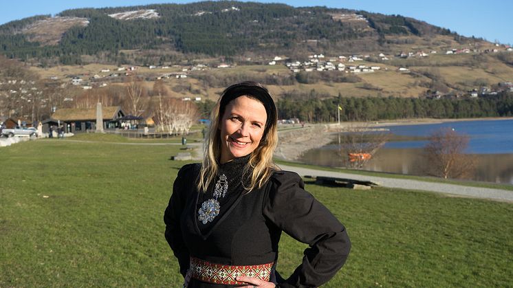Festivalsjef Trude Storheim er strålande fornøgd med førehandssalet. No gler ho seg til å feira jubileum!