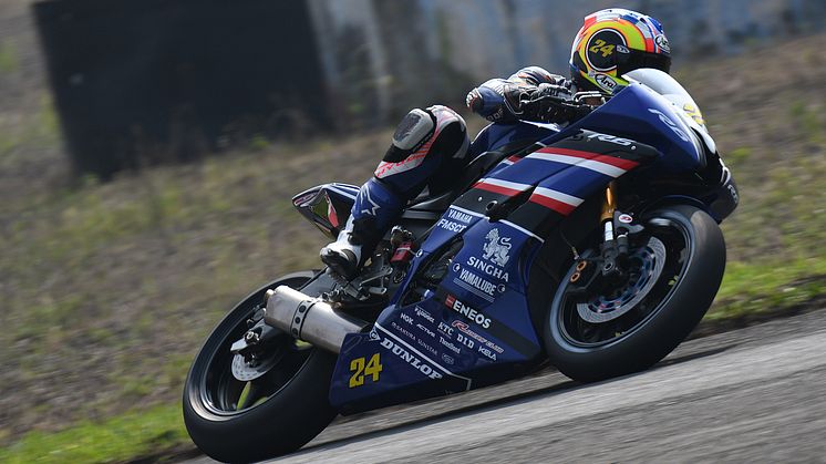 SS600 レース1：ヤマハ勢トップ。前半トップ争いを繰り広げ5位となった#24 Decha Kraisart & YZF-R6 (Yamaha Thailand Racing Team)