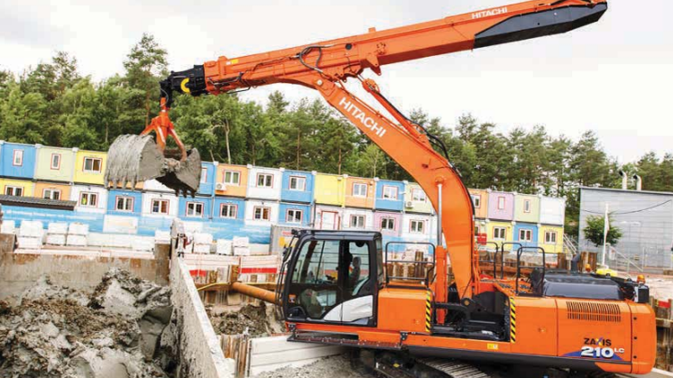 Broschyr_Delvator Hitachi_ZX210LC-6 telescopic arm 21 meter